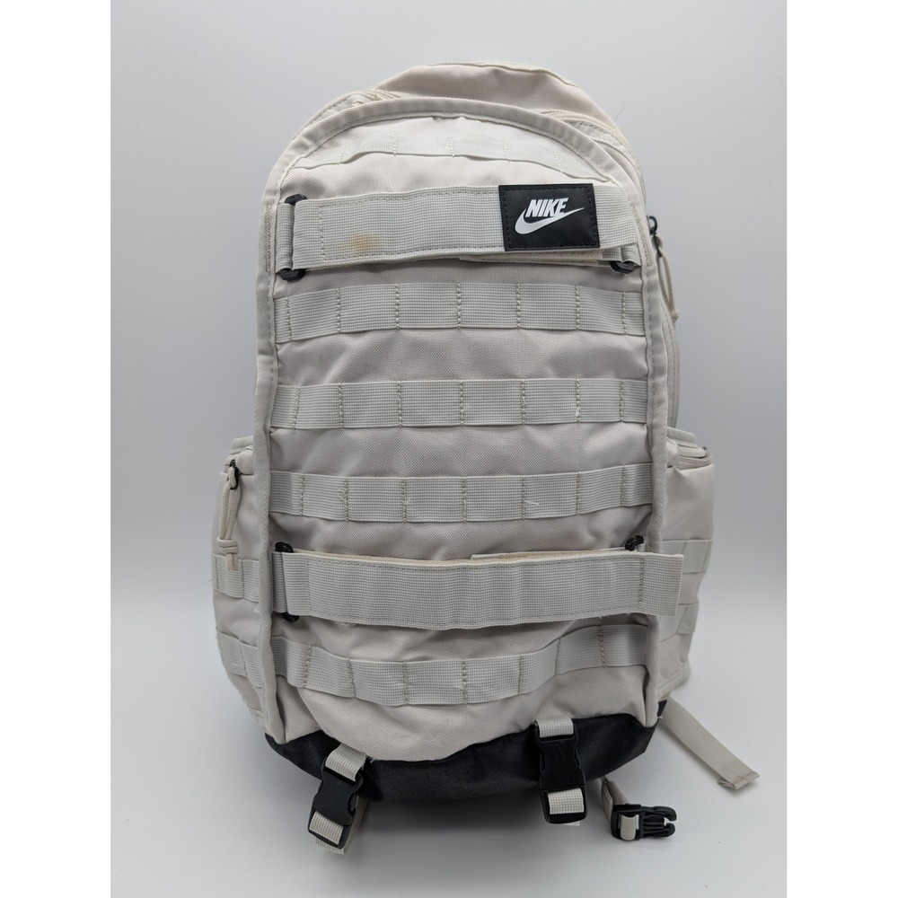 Nike RPM Skateboarding Backpack Light Bone Beige BA5971-043 Skateboard Bag
